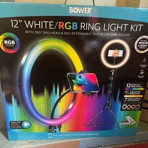 Brand new ring light! never opened !